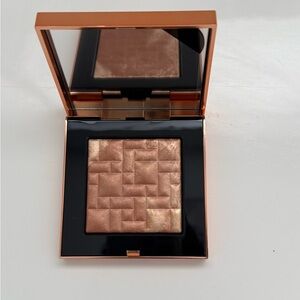 NIB Bobbi Brown Highlighter Powder